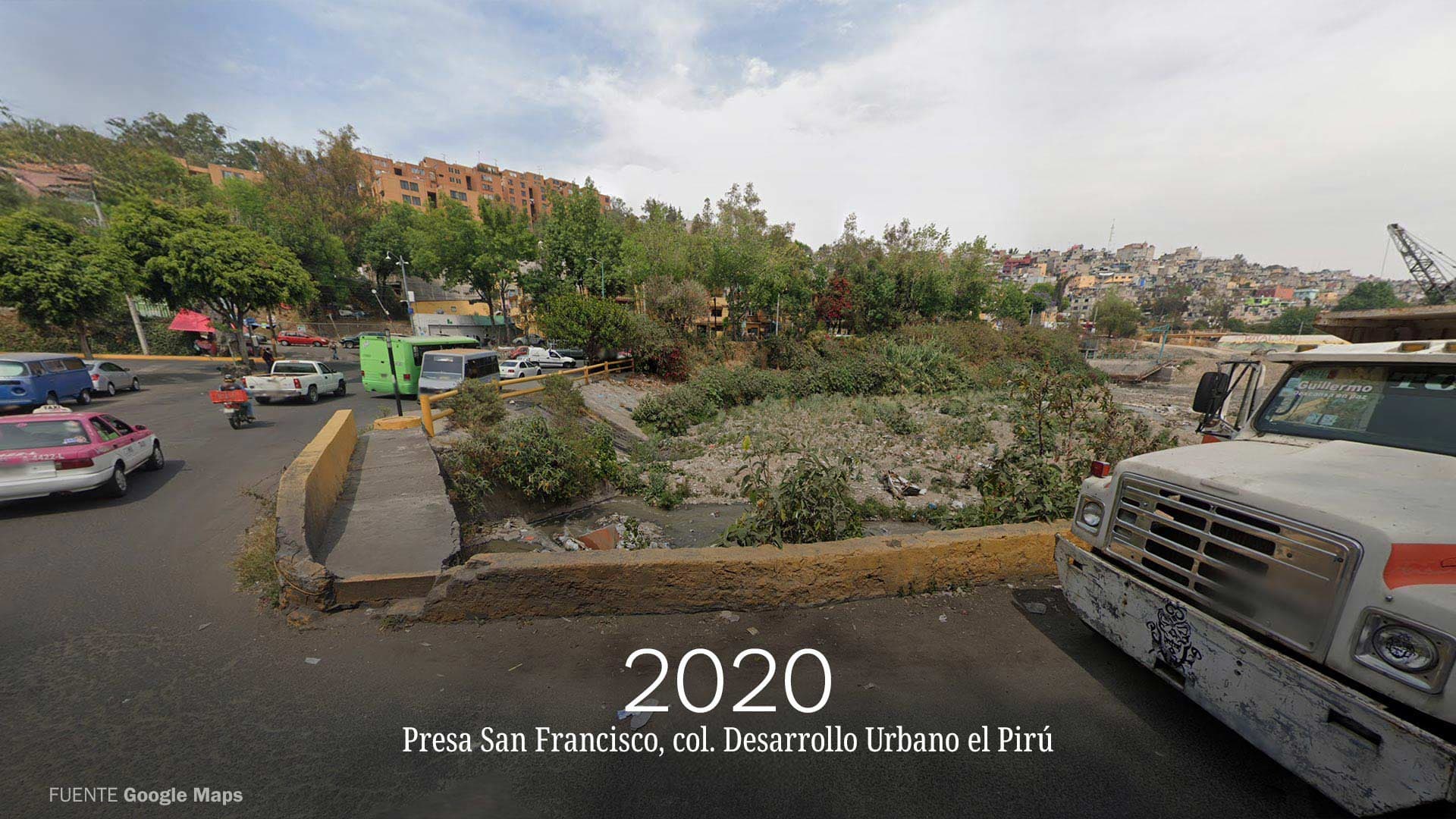 Imagen de Google Maps en la que se muestra un basurero clandestino en la Presa San Francisco en la Ciudad de México en 2020