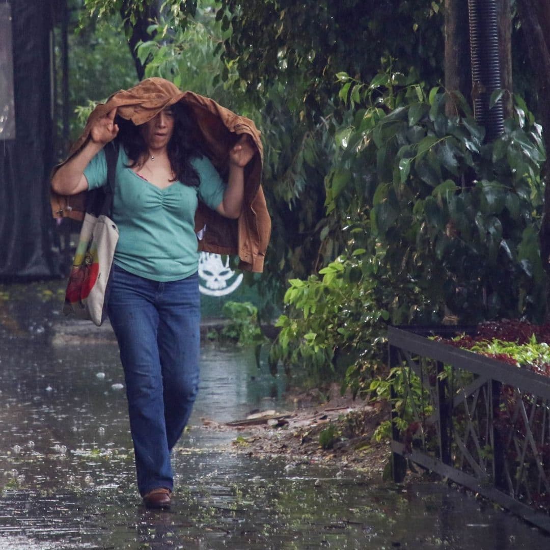 Lluvia con Granizo en CDMX: Encienden Alerta Amarilla y Naranja por Tormenta en Toda la Capital