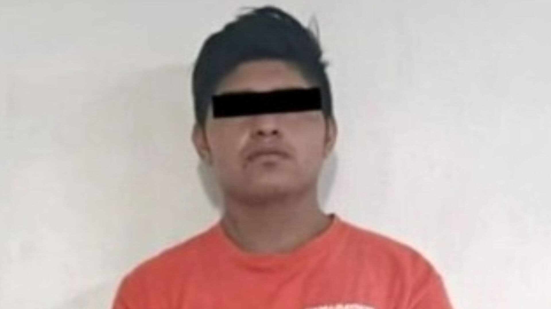 Detienen a Dos por Robo a Negocio en Colonia San Gilberto en Santa Catarina, Nuevo León