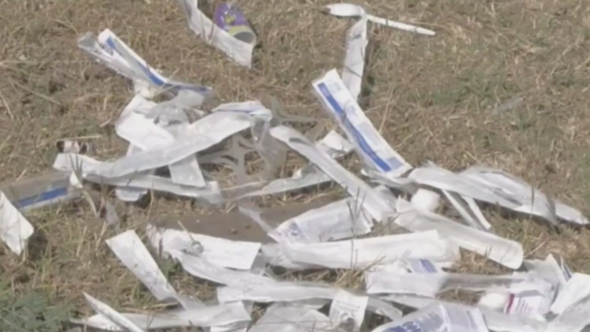 Dejan Desechos Hospitalarios tras Brigada de Vacunación en Col. Sierra Morena en Guadalupe, NL