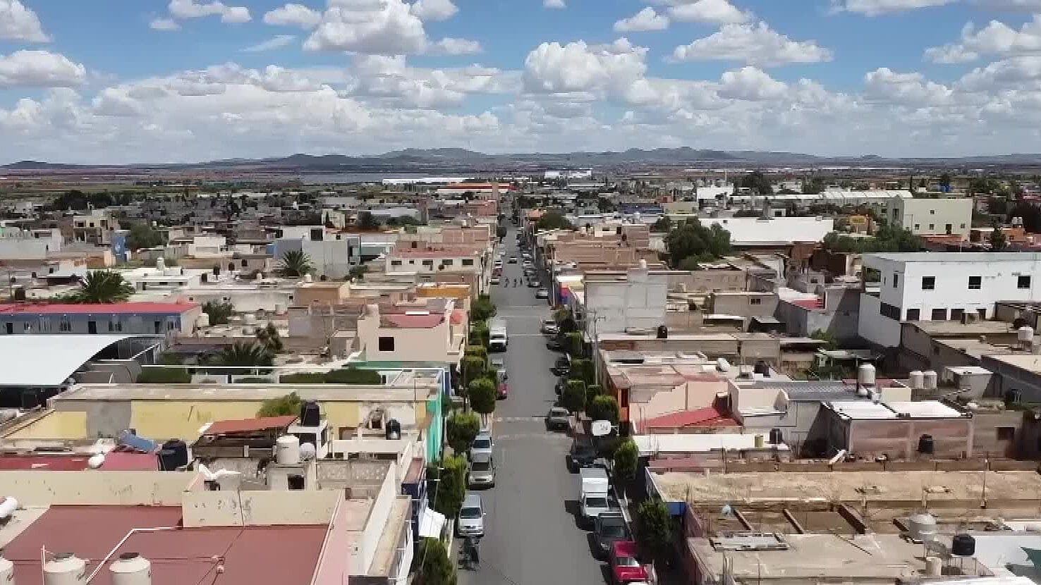 Productores de Frijol Cierran Carretera 45 en Zacatecas; Piden que les Reciban y Paguen el Grano