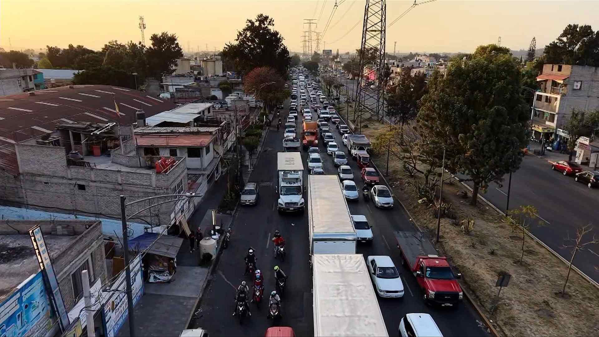 Así Se ve Desde el Aire Caos en Eje 6 Sur, Iztapalapa, por Falta de Agua