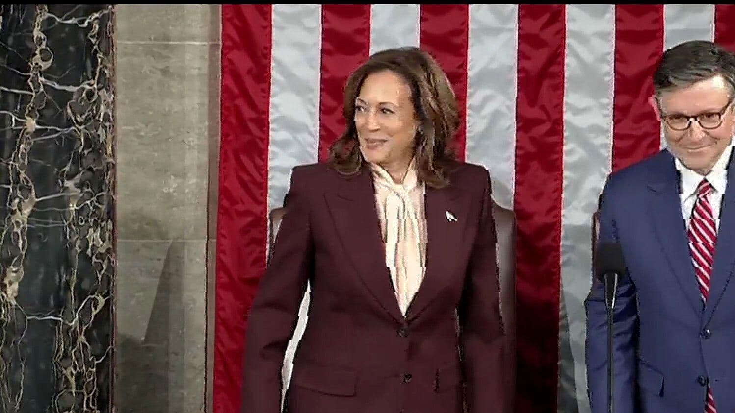 Kamala Harris Preside Sesión en el Congreso en la que Certifica la Victoria de Donald Trump