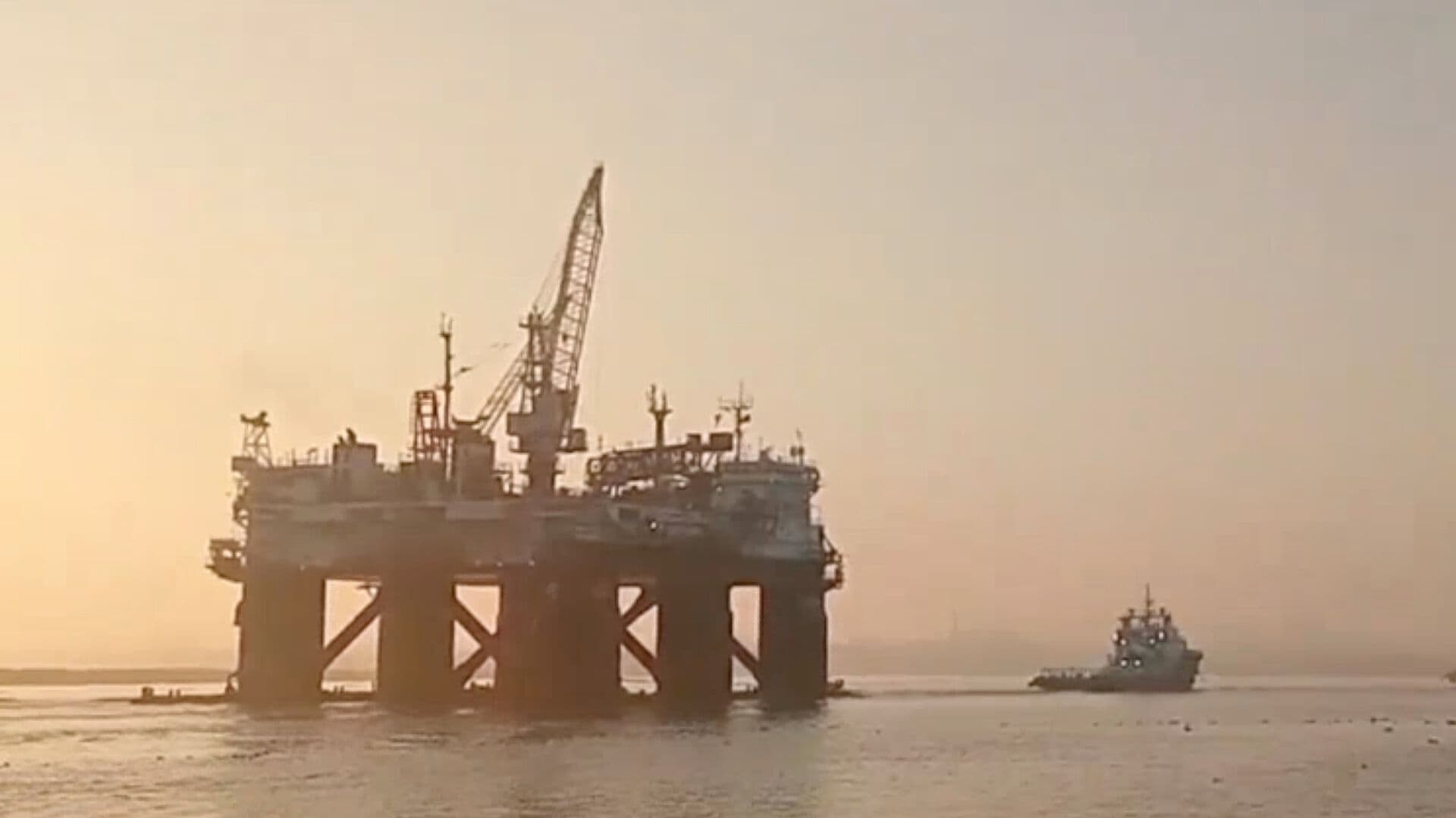 Causa Asombro Arribo de Plataforma Sumergible al Puerto de Coatzacoalcos en el Sur de Veracruz