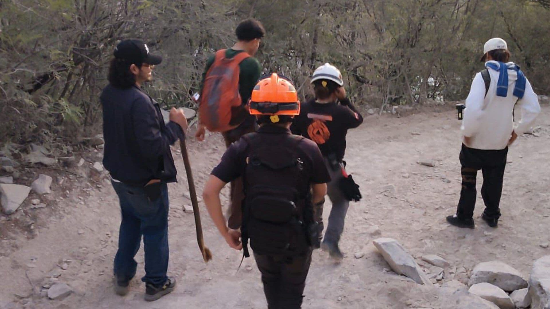 Rescatan a Dos Senderistas Extraviados en Cerro de la Silla en Guadalupe, Nuevo León