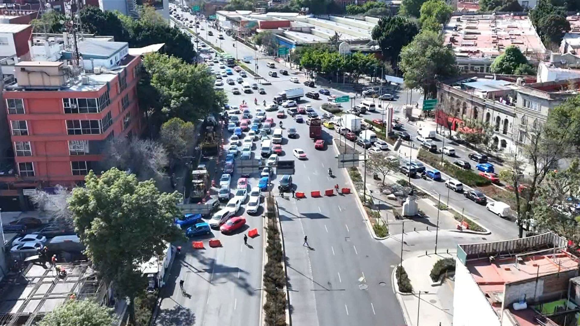Bloqueo en la Colonia Doctores: Extrabajadores de Ruta 100 Protestan Afuera de Fiscalía CDMX