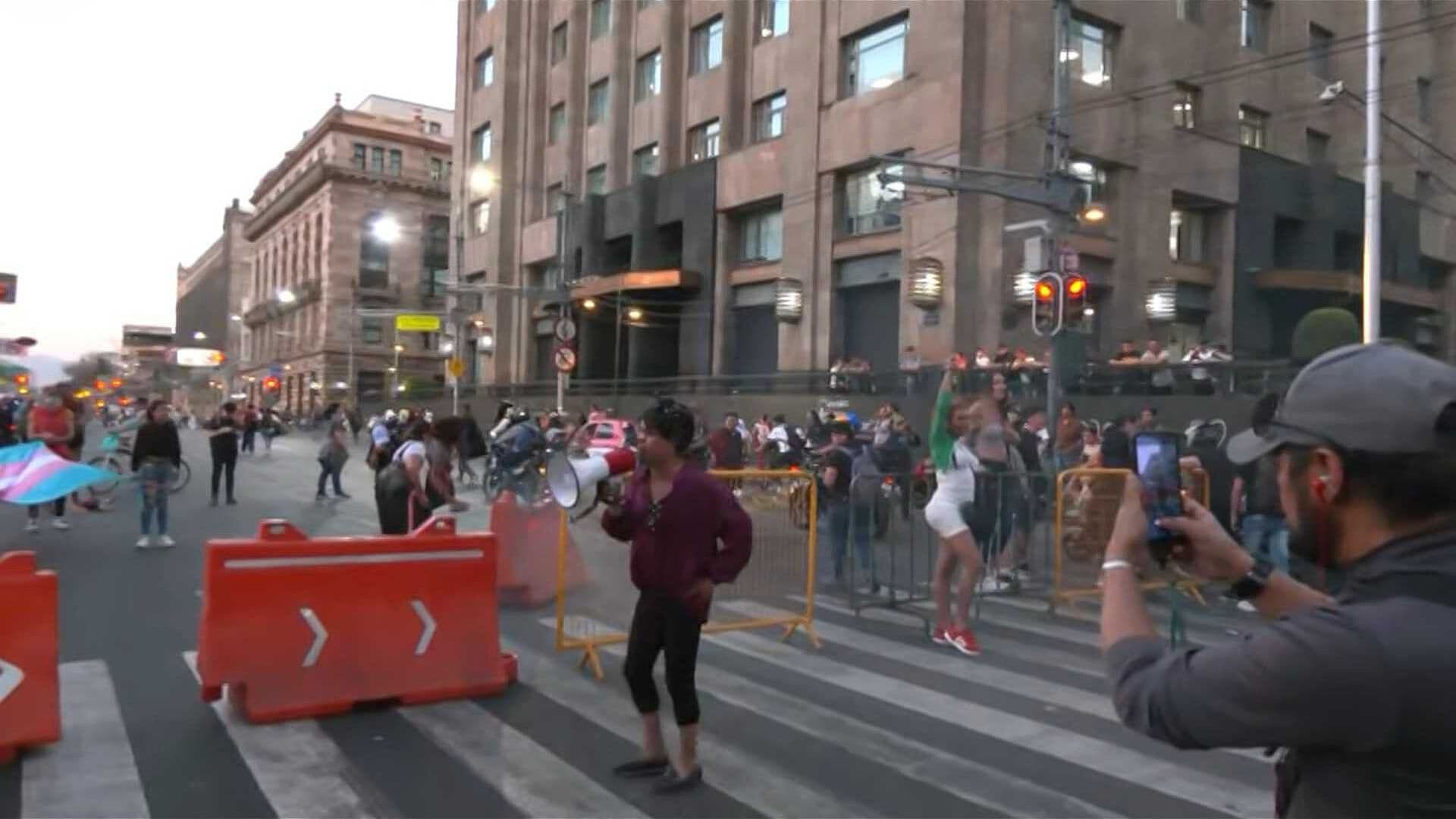 Bloqueo Hoy en Eje Central: Colectivo LGBT Protesta Esta Tarde Frente a Bellas Artes, en CDMX