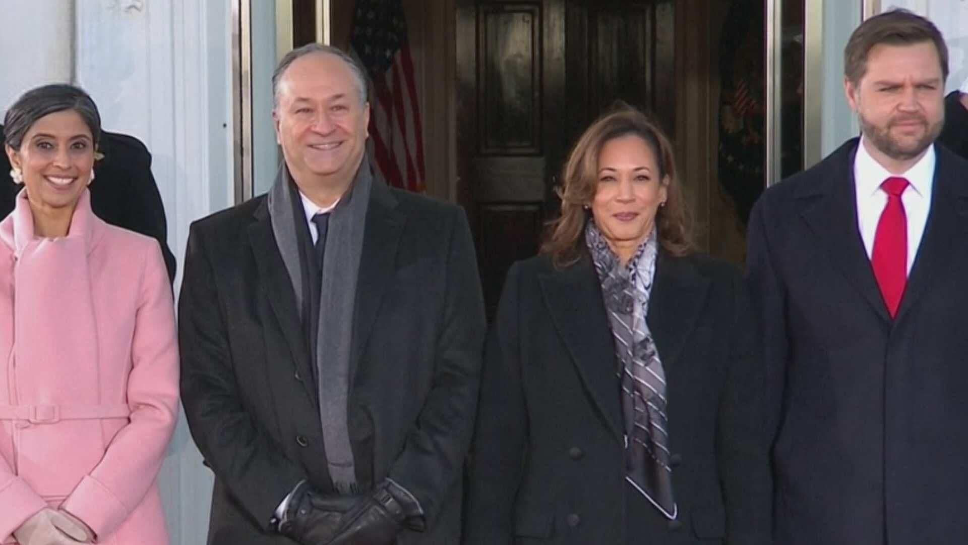 J.D. Vance Llega a la Casa Blanca; Es Recibido por Kamala Harris