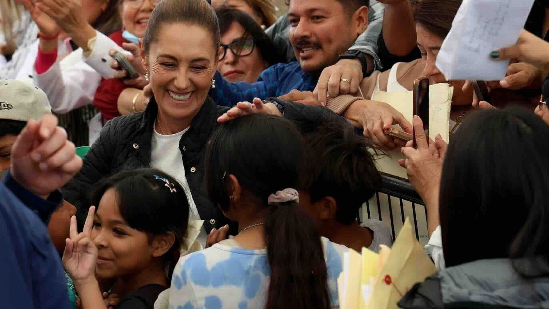 Claudia Sheinbaum Prometió Reactivar AHMSA en Gira por Coahuila