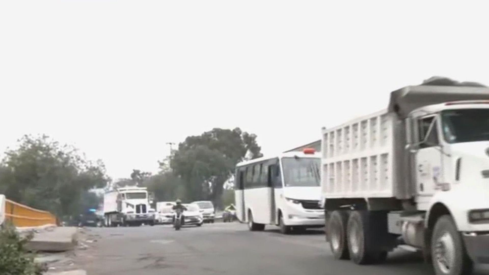 Transportistas Retiran Bloqueo Parcial en Carretera Lechería-Texcoco