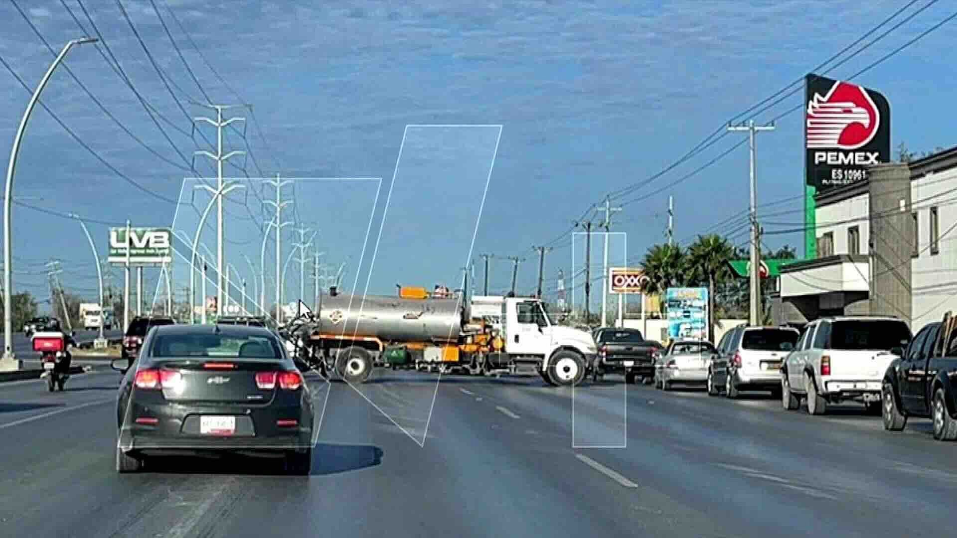 Bloqueos Carreteros en Reynosa Obligan a Evitar Libramiento Matamoros-Monterrey y San Fernando