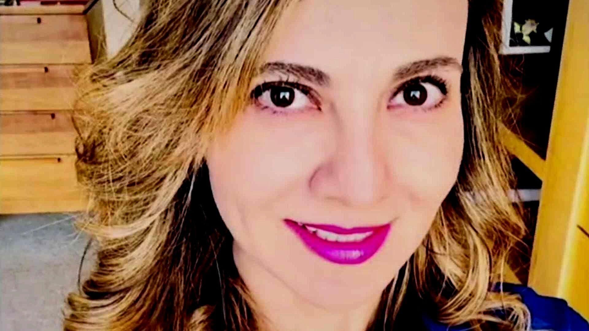 Pareja de Abril Pérez Sagaón la Golpeaba Porque Él Ganaba 500 Mil pesos