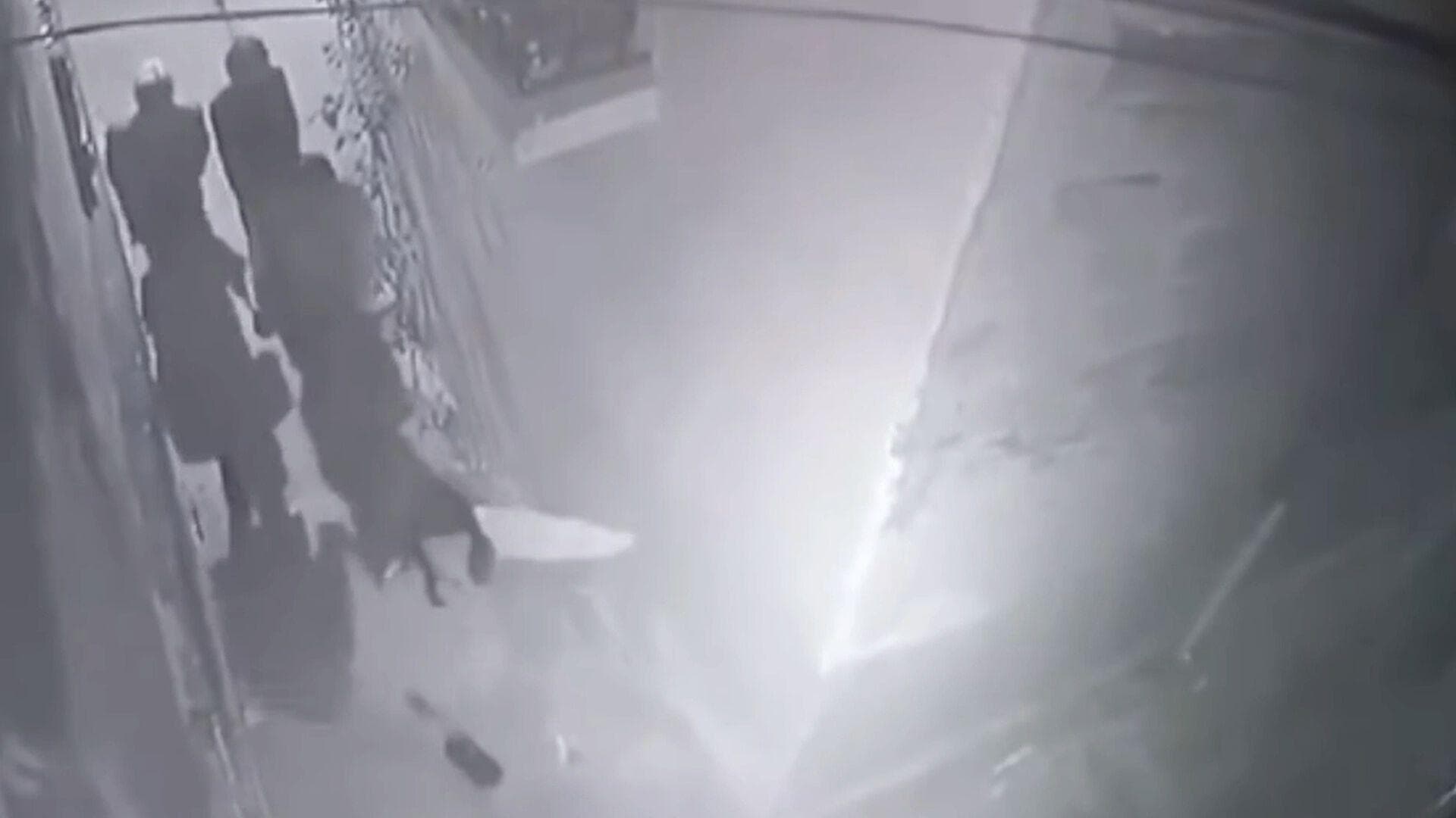 VIDEO: Asaltan a Jóvenes Estudiantes en el Callejón El Refugio en Guanajuato Capital