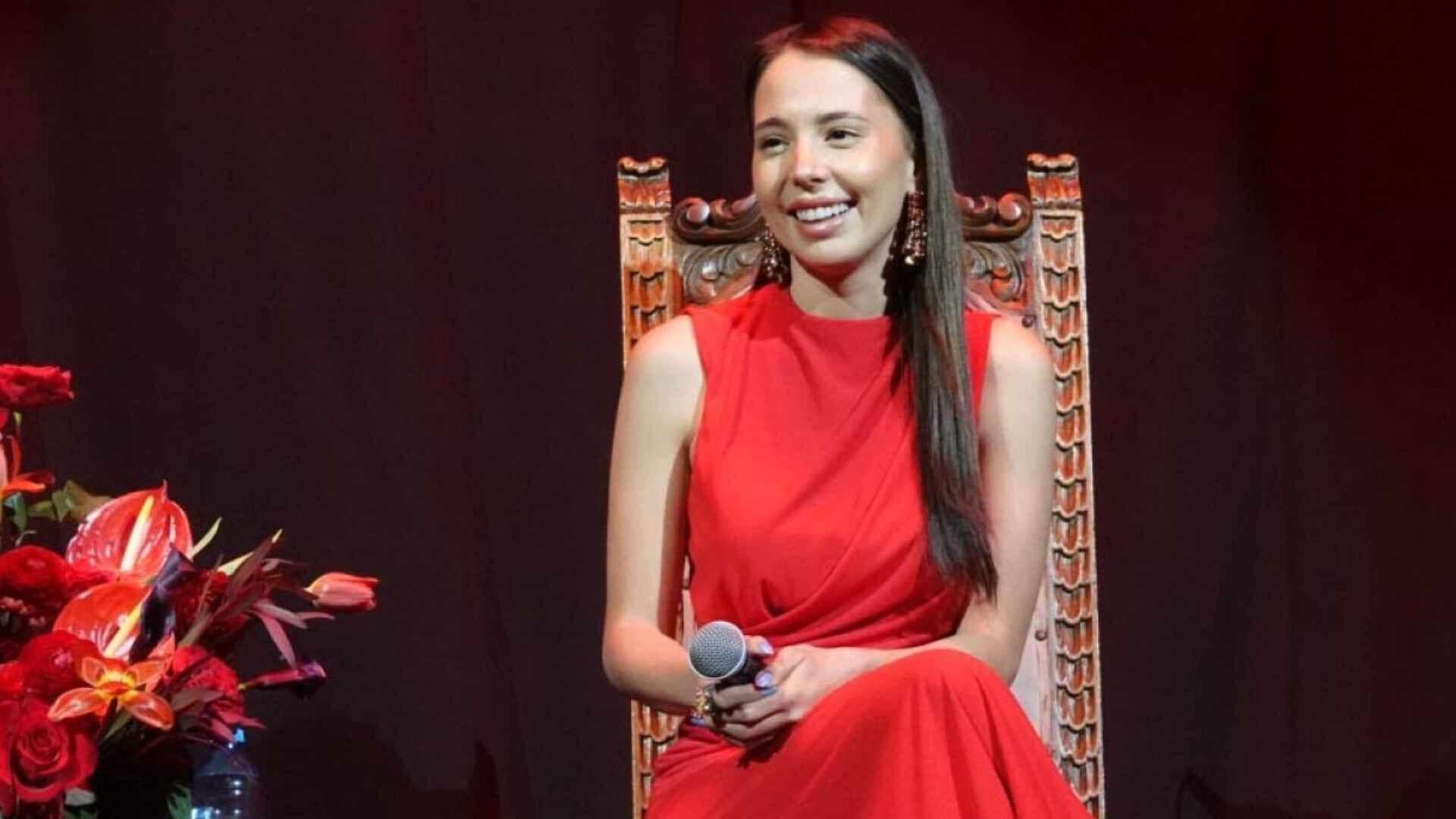 ‘Canelo' vs Scull: Majo Aguilar Interpretará el Himno Nacional en la Pelea