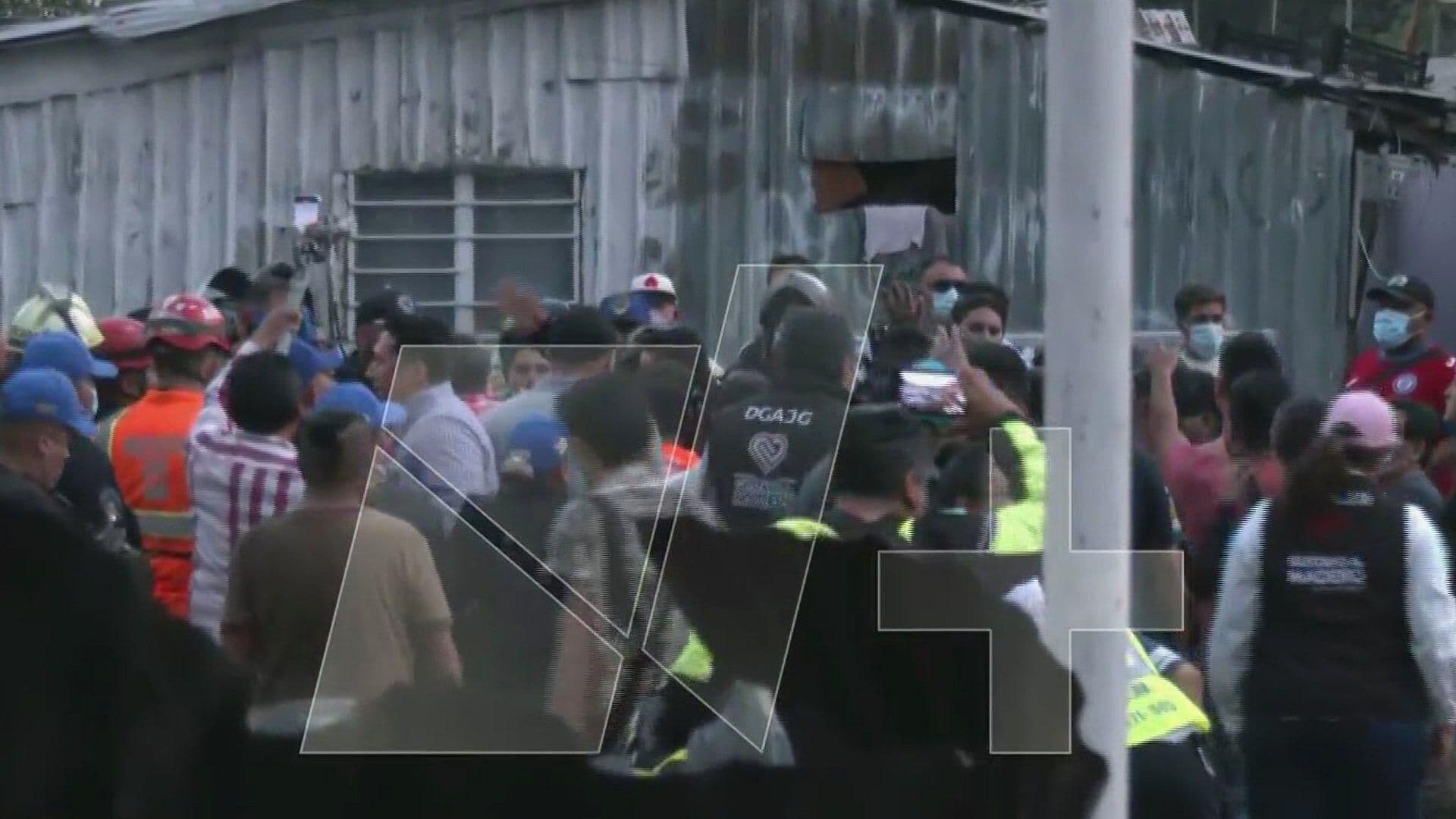 Incendio en Lindavista: Habitantes Intentan Ingresar a sus Casas y se Desata Riña