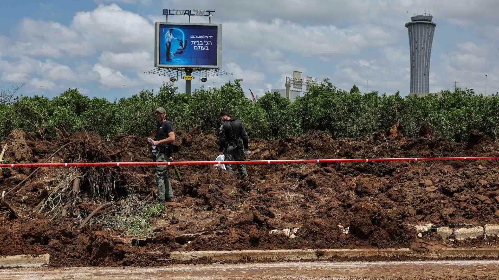 Misil Impacta Cerca del Aeropuerto Ben Gurion en Tel Aviv; Israel Culpa a Hutíes