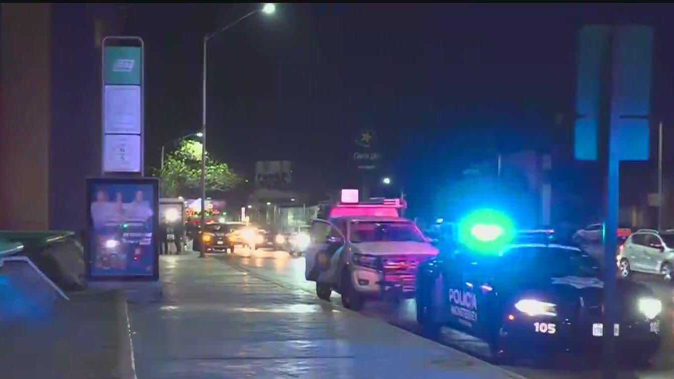 Investigan Muerte de Hombre Frente a Estación del Metro en Monterrey