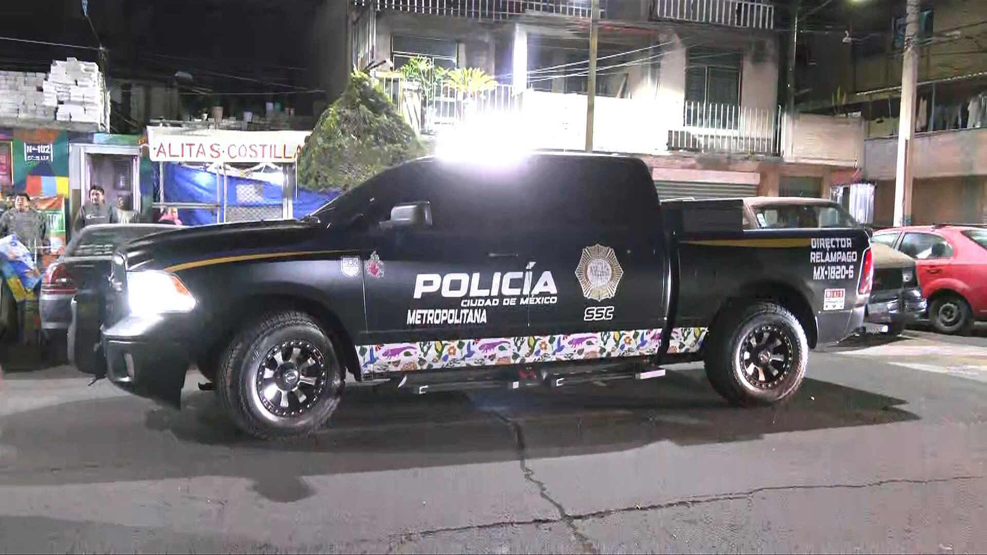 Balacera Hoy en Iztacalco: Sujetos en Moto Atacan de Manera Directa a Dos Jóvenes; Hay Persecución de Agresores en CDMX
