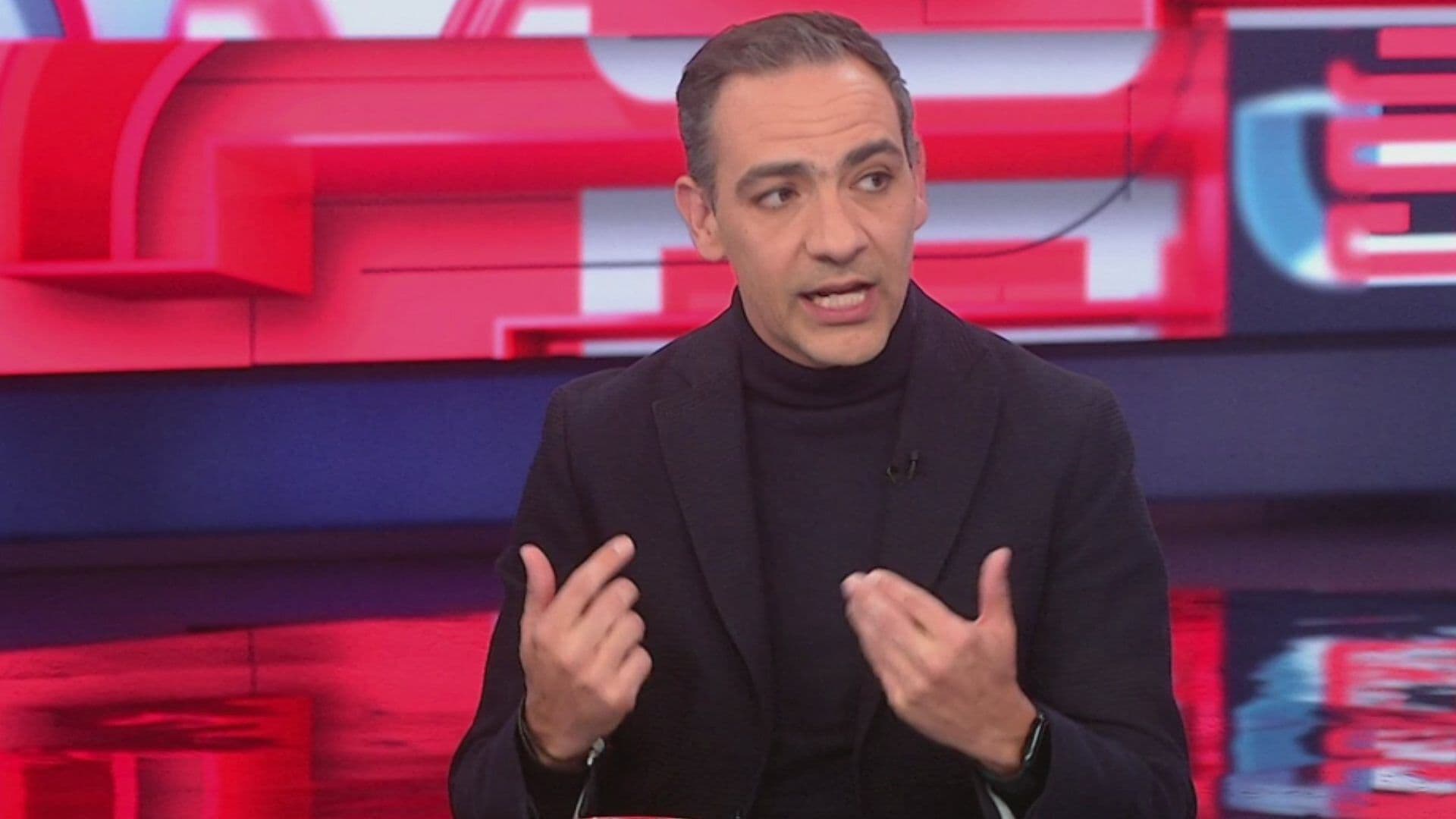 Alex de la Rosa Dice Que Es Difícil Que Aguirre Sale Alguna Conclusión del Partido ante Islandia