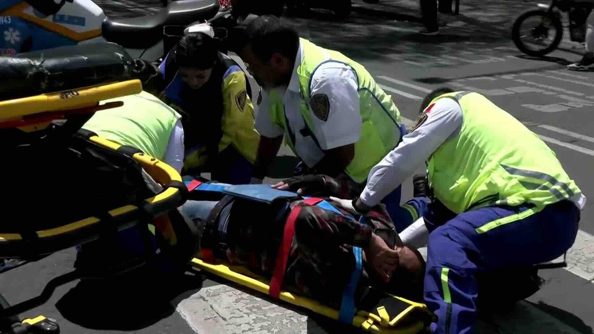 Motociclista es Atropellado por Auto que se Saltó Semáforo en Fray Servando y Chocongo, CDMX