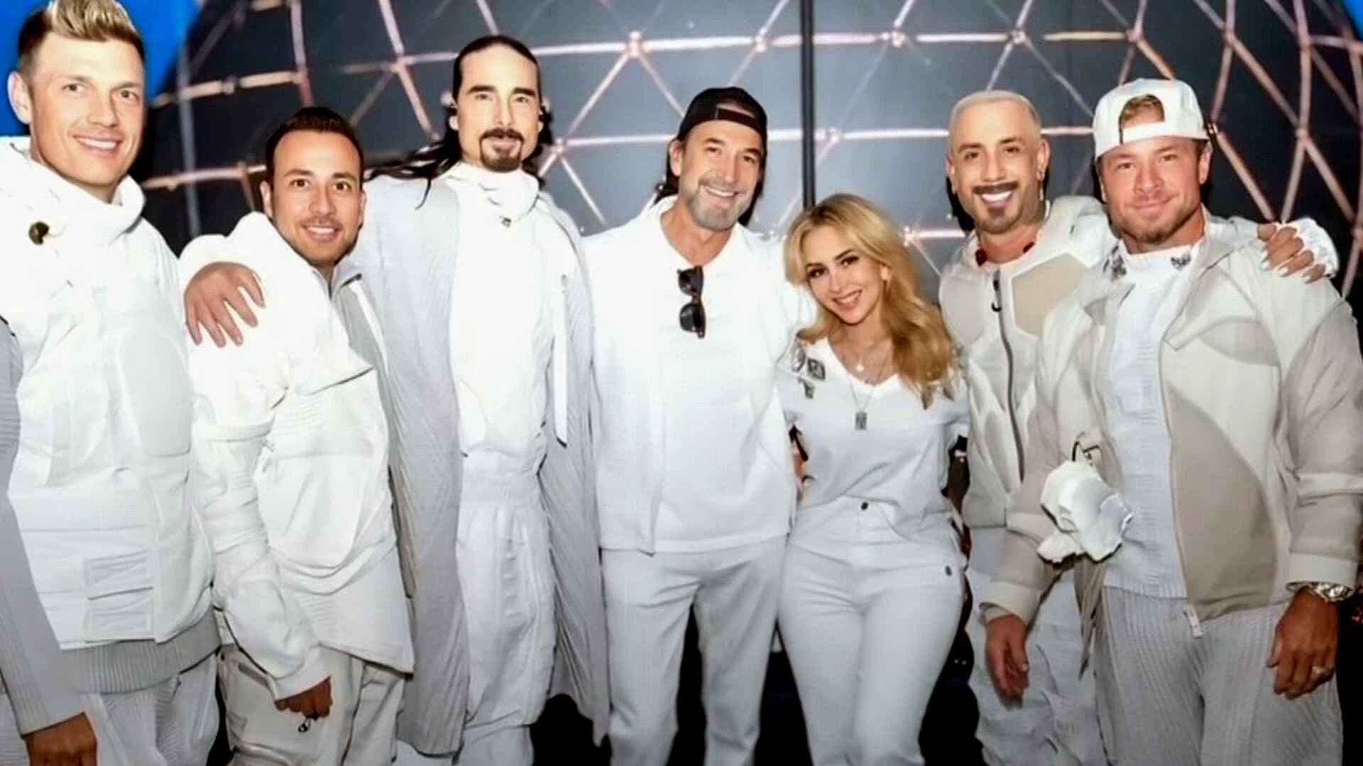Marco Antonio Solís se Declara Fan de los Backstreet Boys