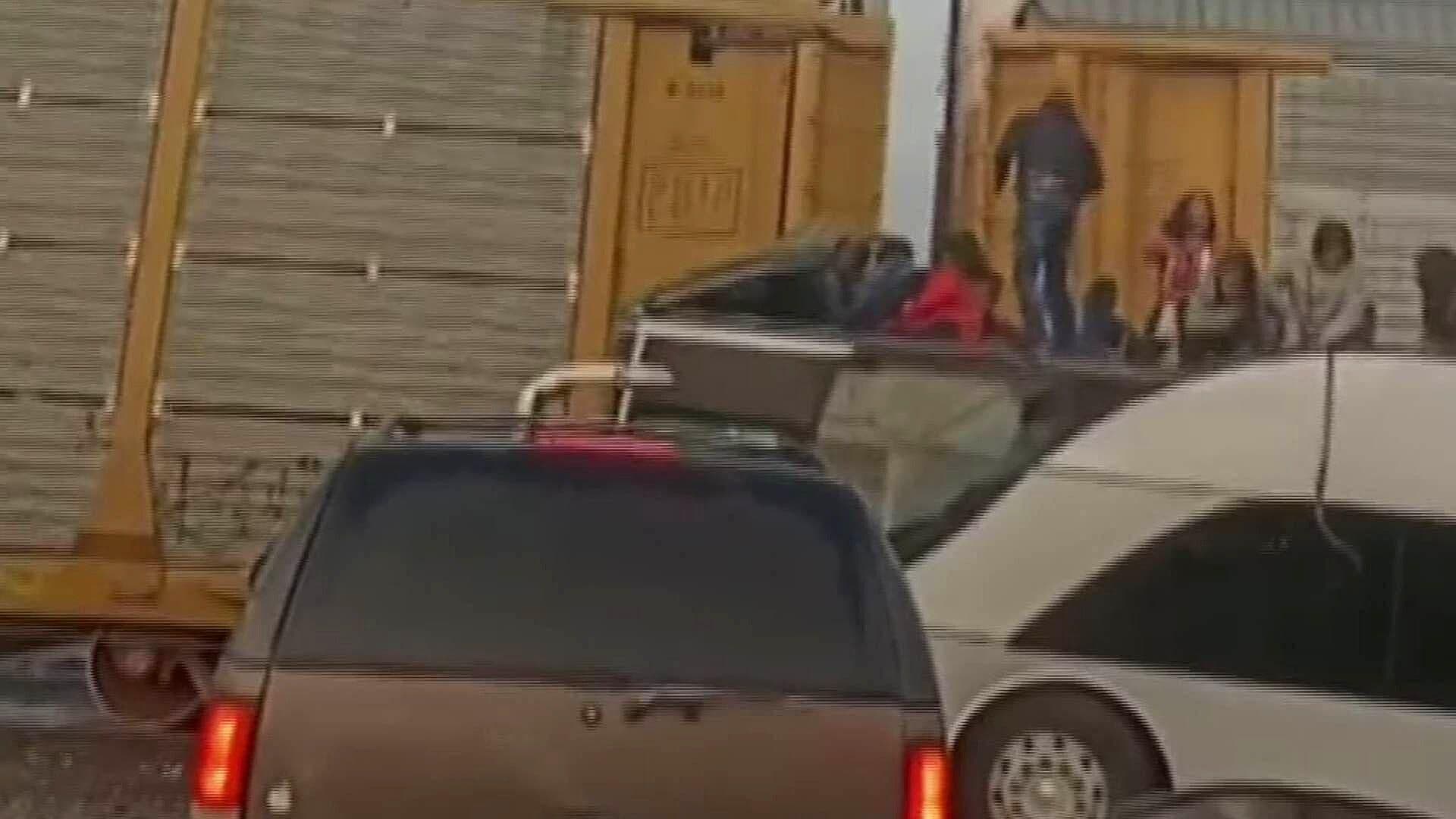 Fatal Accidente: Autobús es Arrollado por Tren en Carretera Maravatío-Atlacomulco; Hay 8 Muertos