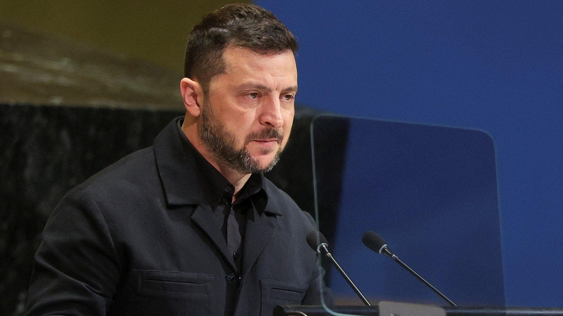 Rusia Sigue Atacando Central Nuclear; Zelenski Advierte de Riesgo Radiactivo