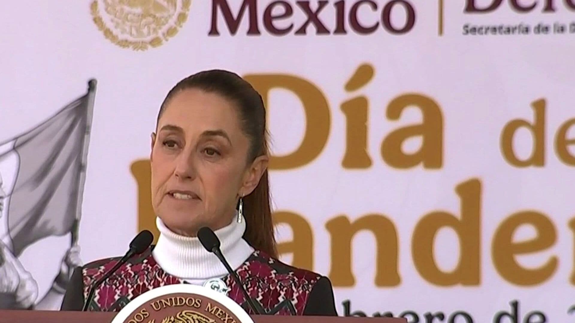 "Siéntanse Orgullosos de Ser Hijos de esta Tierra": Sheinbaum Da Mensaje por Día de la Bandera