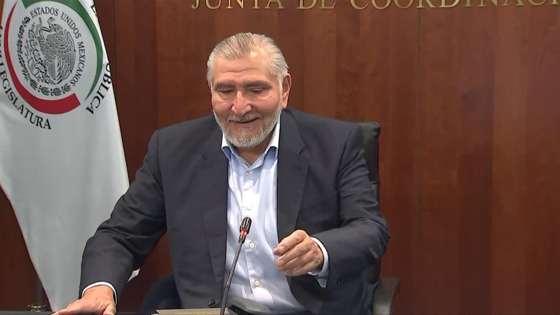 Adán Augusto López Vuelve a Defender Sus Ingresos: "Empresas Me Buscaban"