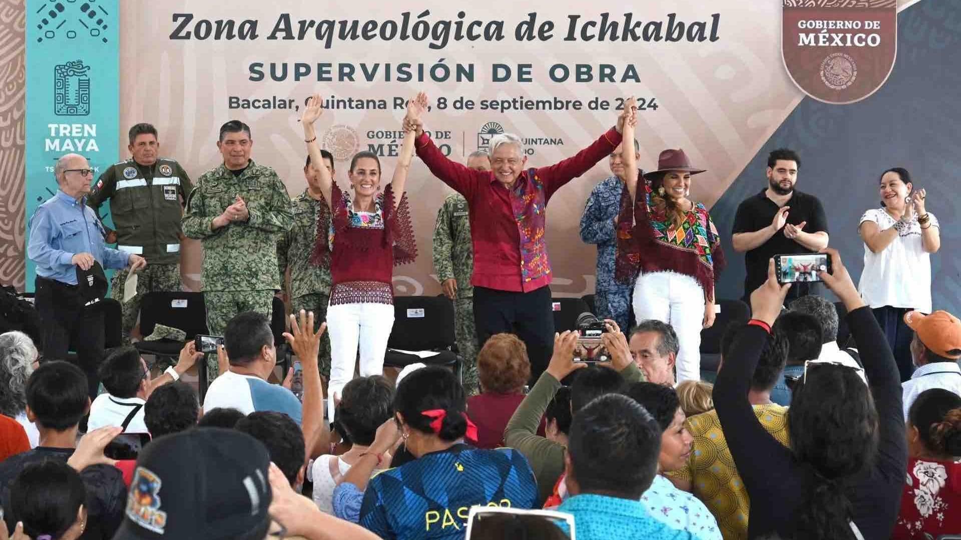 AMLO y Sheinbaum Cierran Gira en Ichkabal, Anuncian Planes para el Tren Maya