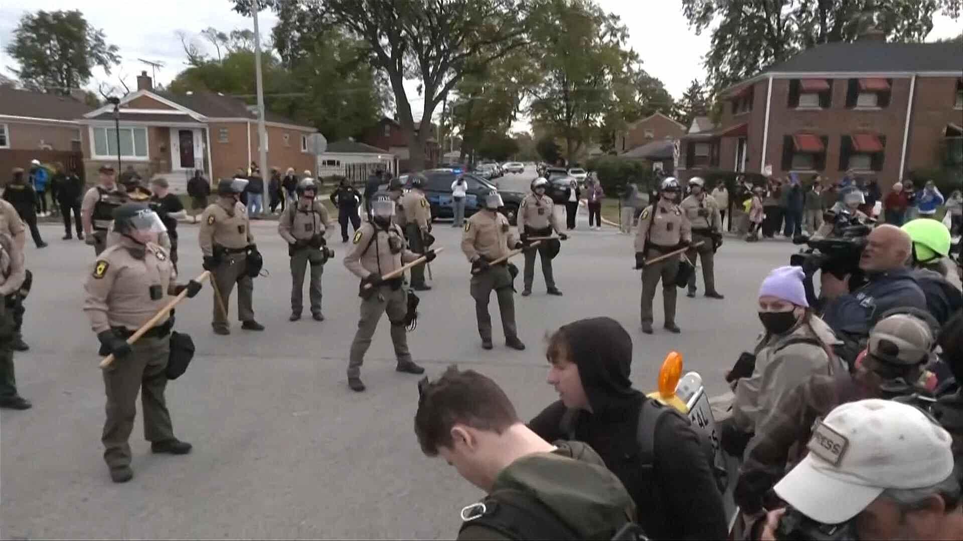 Tensión en Chicago: Agentes Federales Usan Gas Pimienta Durante Operativo Migratorio