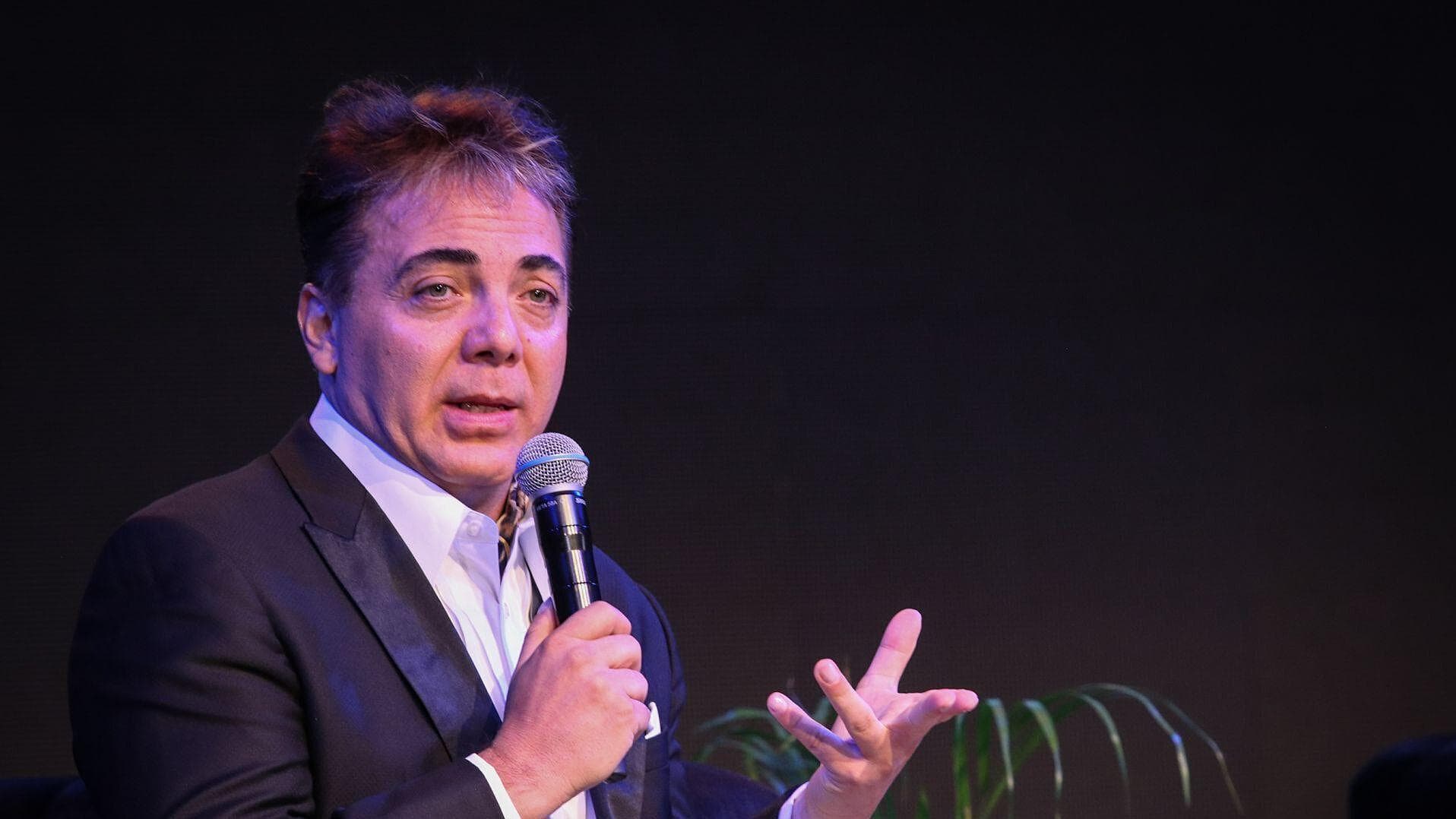 Cristian Castro se Compromete en Guayaquil, Ecuador