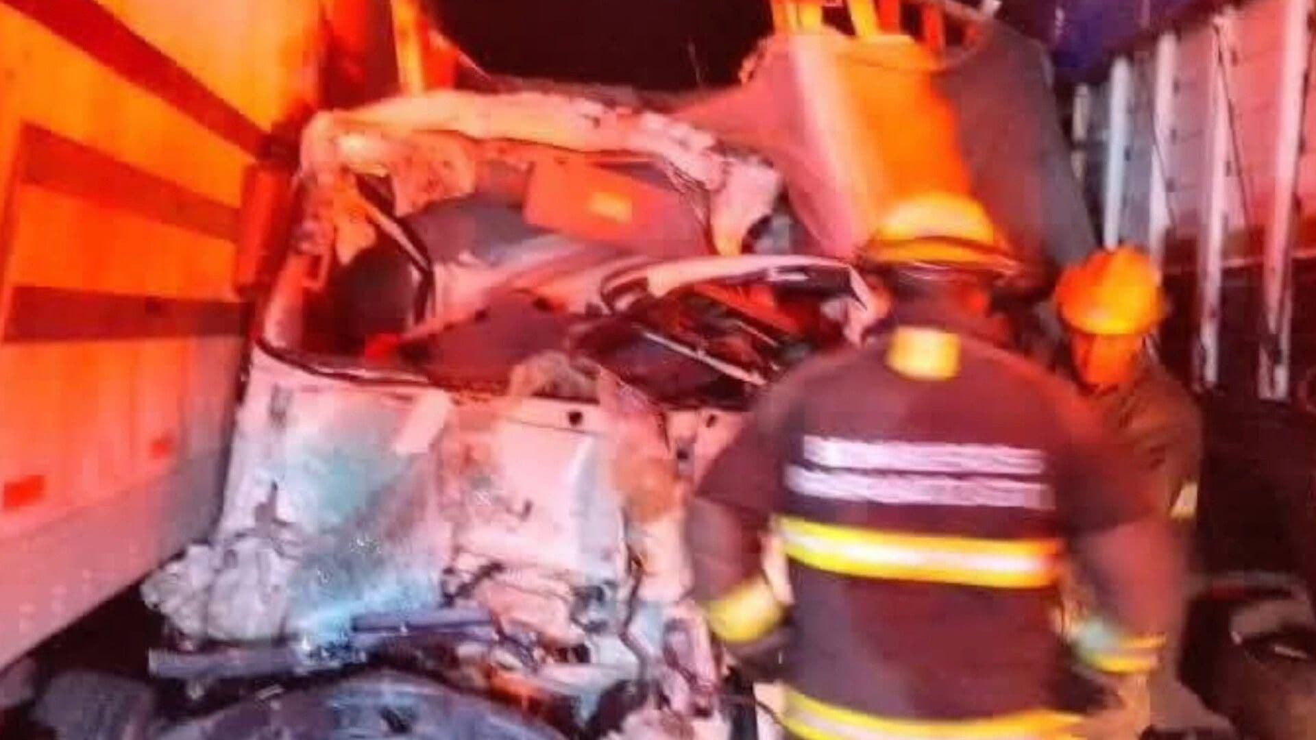 Tráiler Embiste a Un Coche y Muere el Conductor en la Carretera Irapuato - Abasolo en Guanajuato