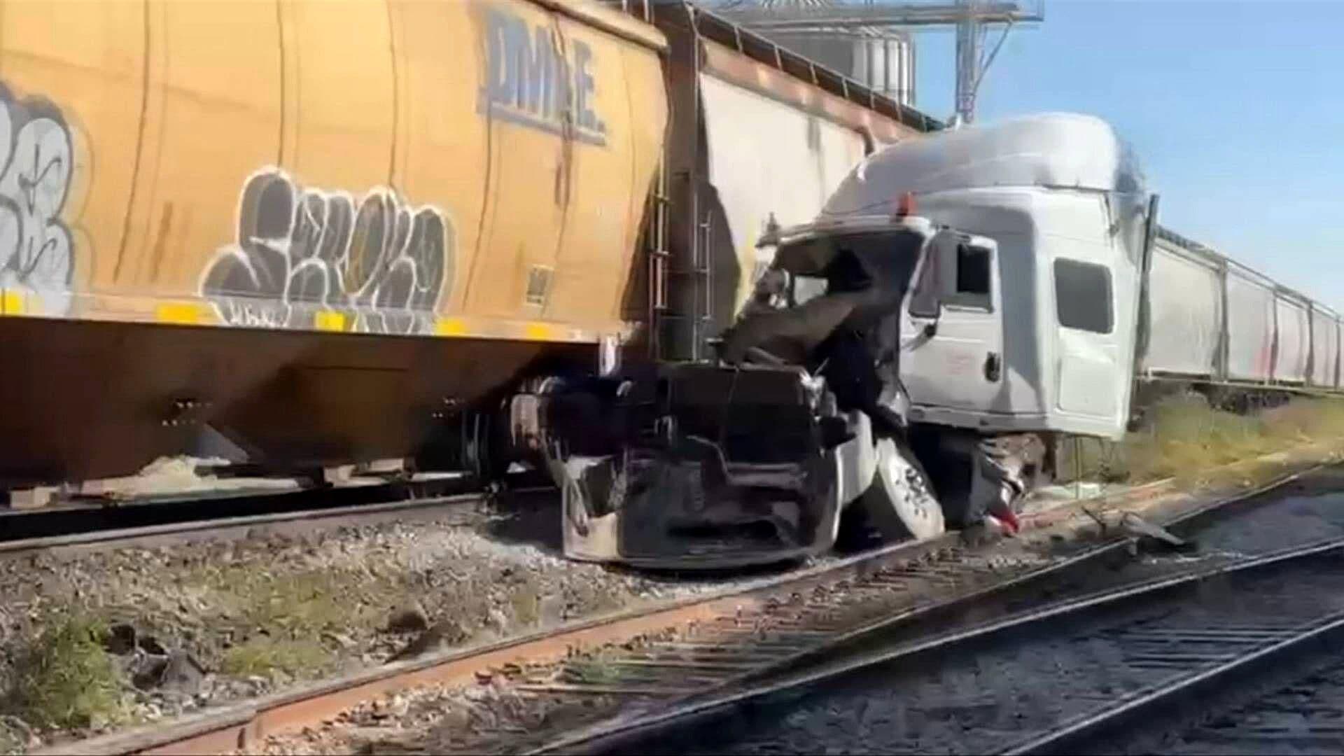 Intentó Ganarle el Paso al Tren y Murió: Fatal Accidente en Salinas Victoria, NL