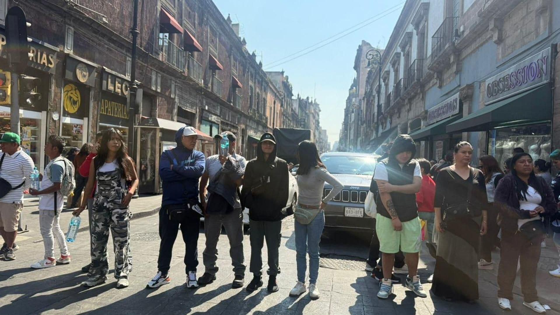 Comerciantes Bloquean Isabel La Católica y Tacuba Hoy en Alcaldía Cuauhtémoc, CDMX