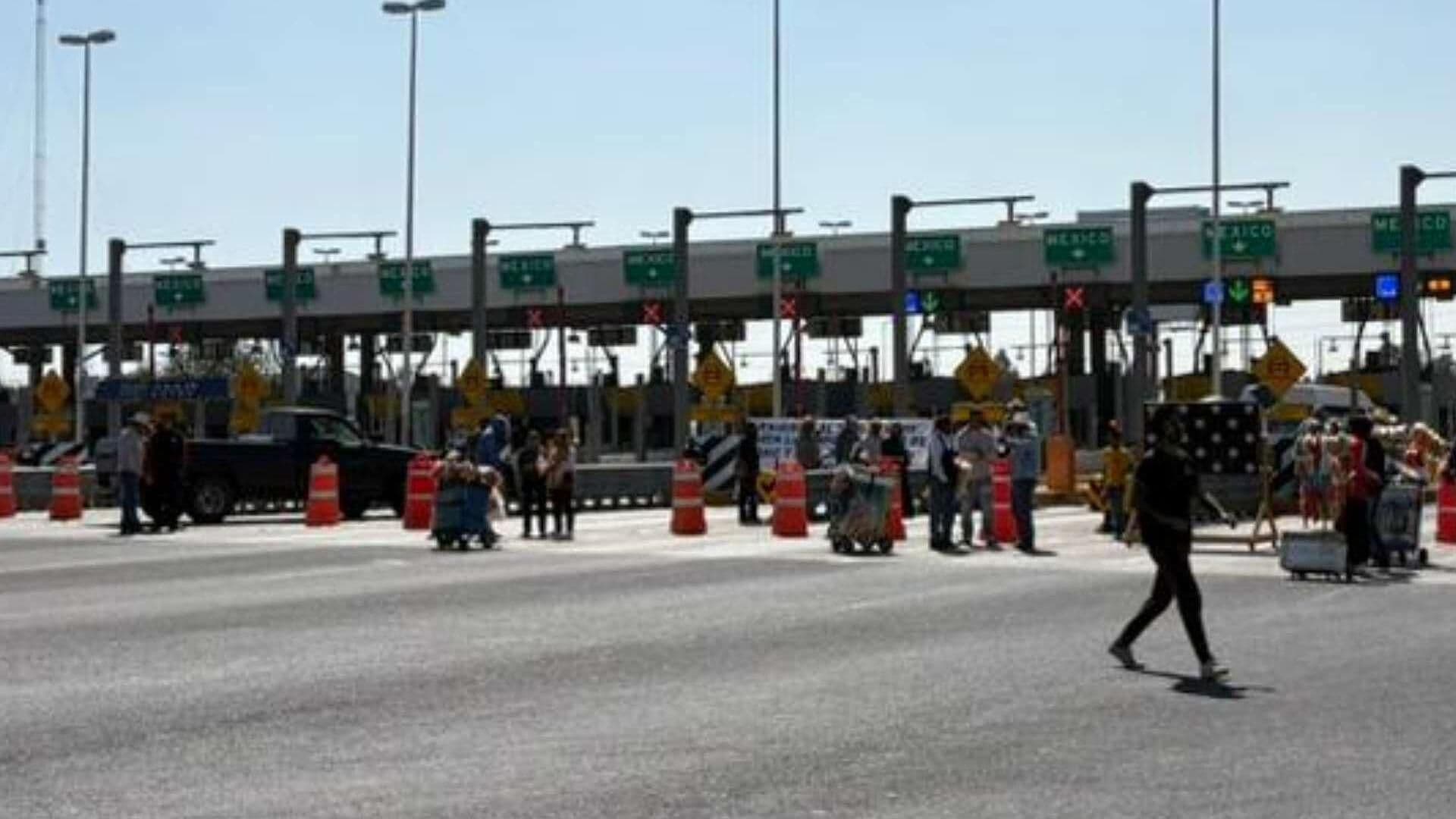 Agricultores Toman la Caseta de Ojo de Agua en Tecámac, Edomex; Dan Paso Libre a Automovilistas