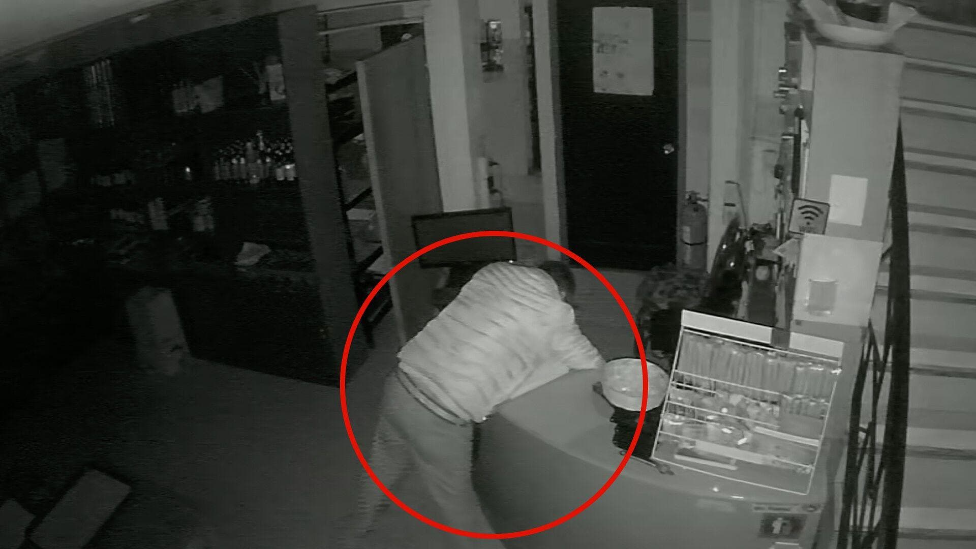 Presuntos Delincuentes Allanan un Restaurante Coreano en Puebla
