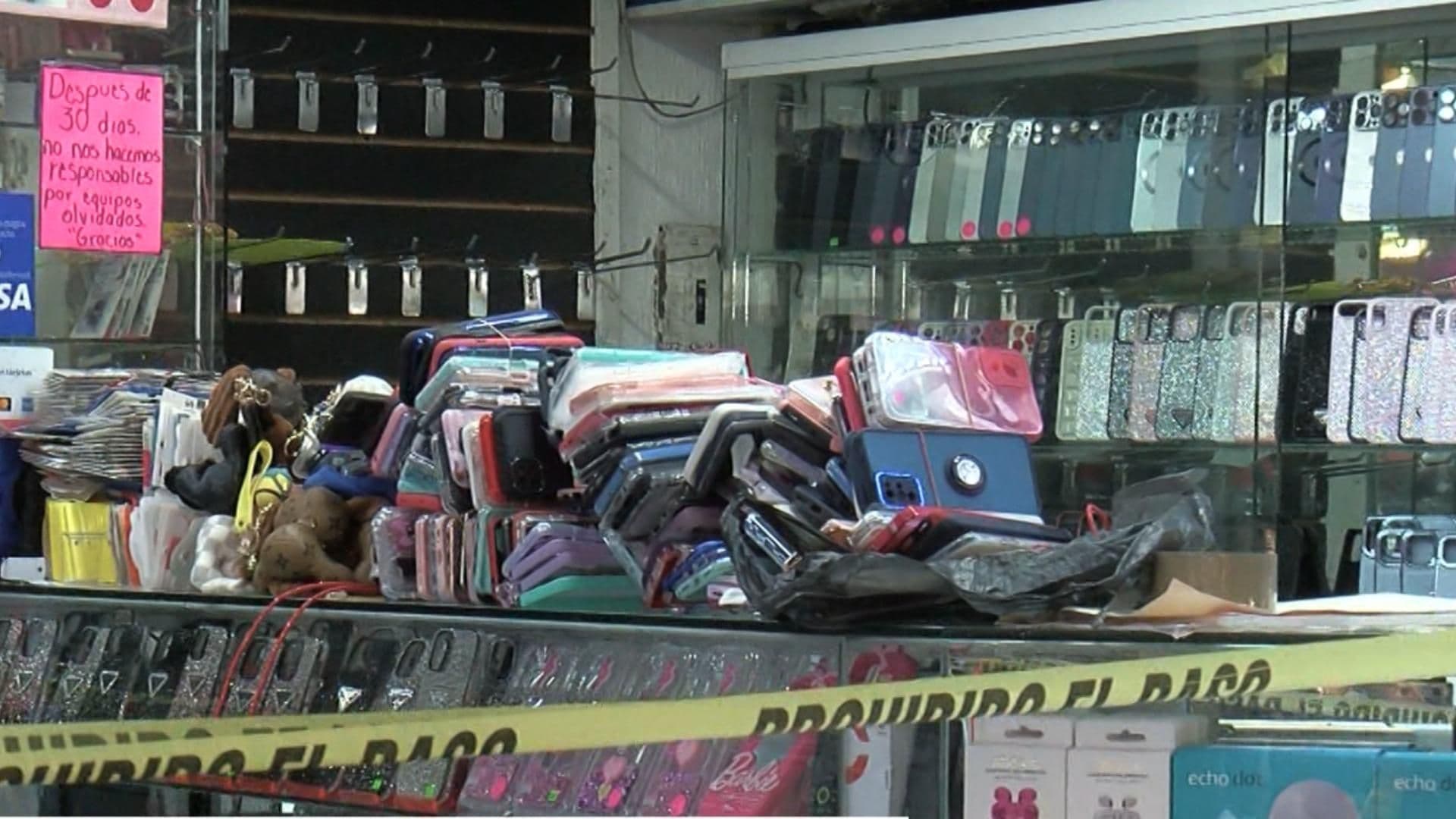 Tras una Denuncia Fue Cateado Otro Local de la Plaza de la Tecnología en Guadalajara