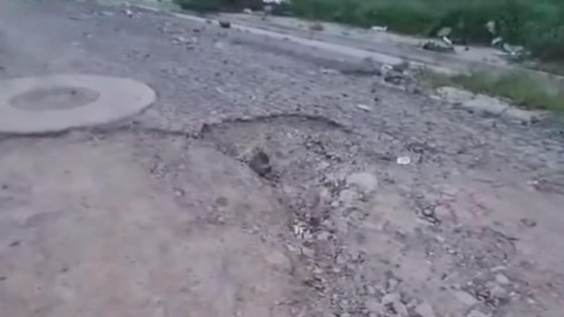 Calle Se Mantiene Destruida Por Falta de Atención en El Refugio, Tijuana