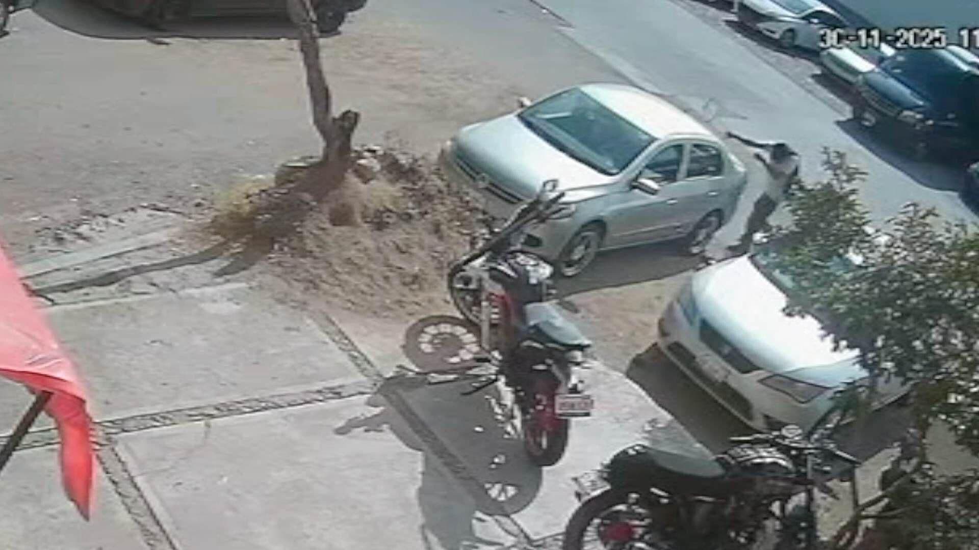 Hombre que Cristaleó 12 Autos Ya Está en Casa en Guanajuato Capital