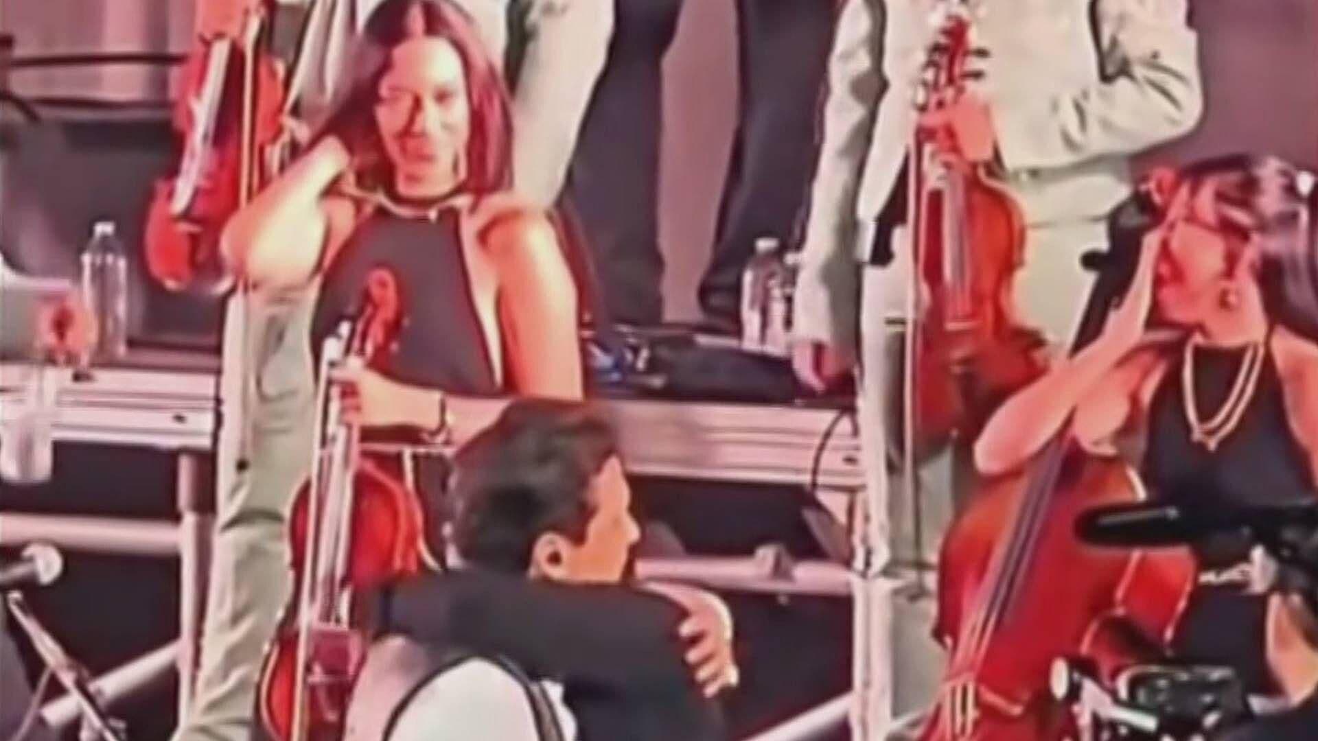 ¿Nodal Tiene una Relación con Su Violinista? Captan Momento Mientras Abraza a Ángela Aguilar