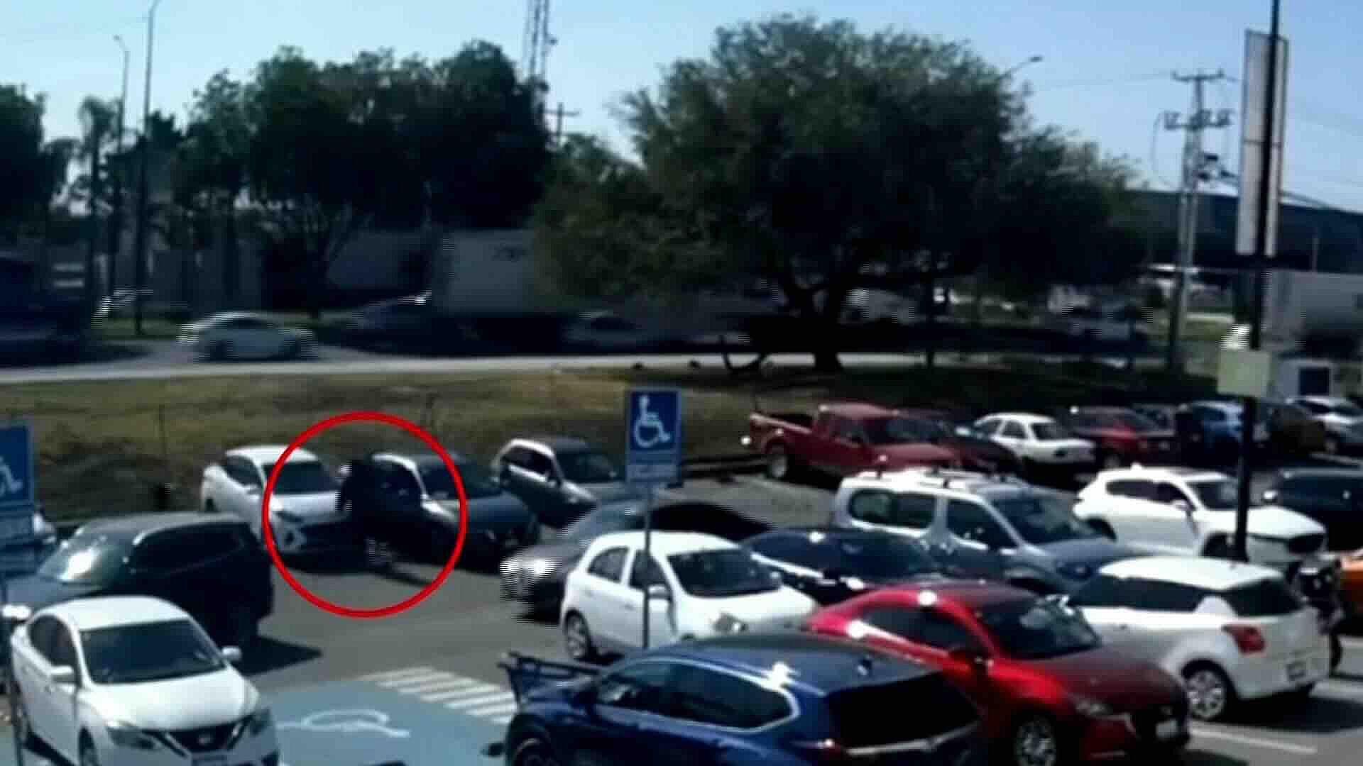 Cámara Capta Intento de Asalto en Centro Comercial del Bulevar Aeropuerto en León