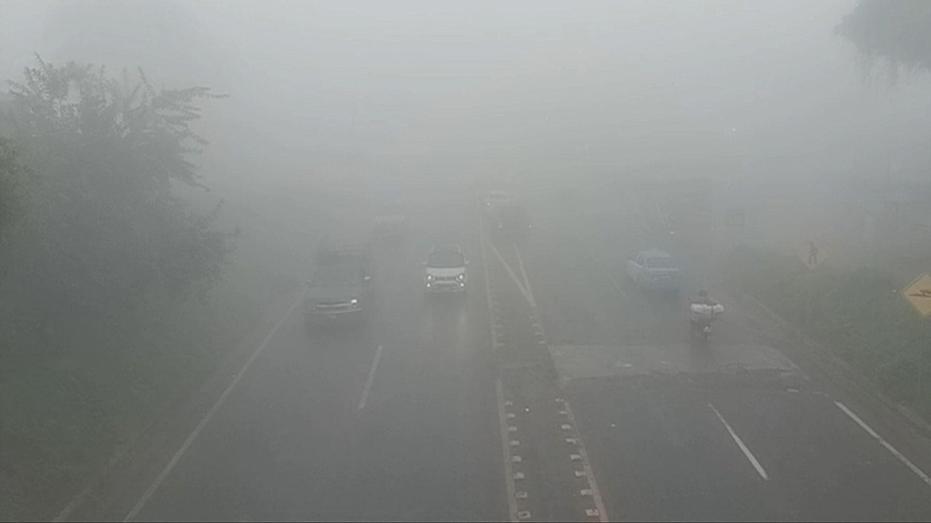 Reportan Cierre de Caminos en Sierra Norte de Puebla por Fuerte Niebla