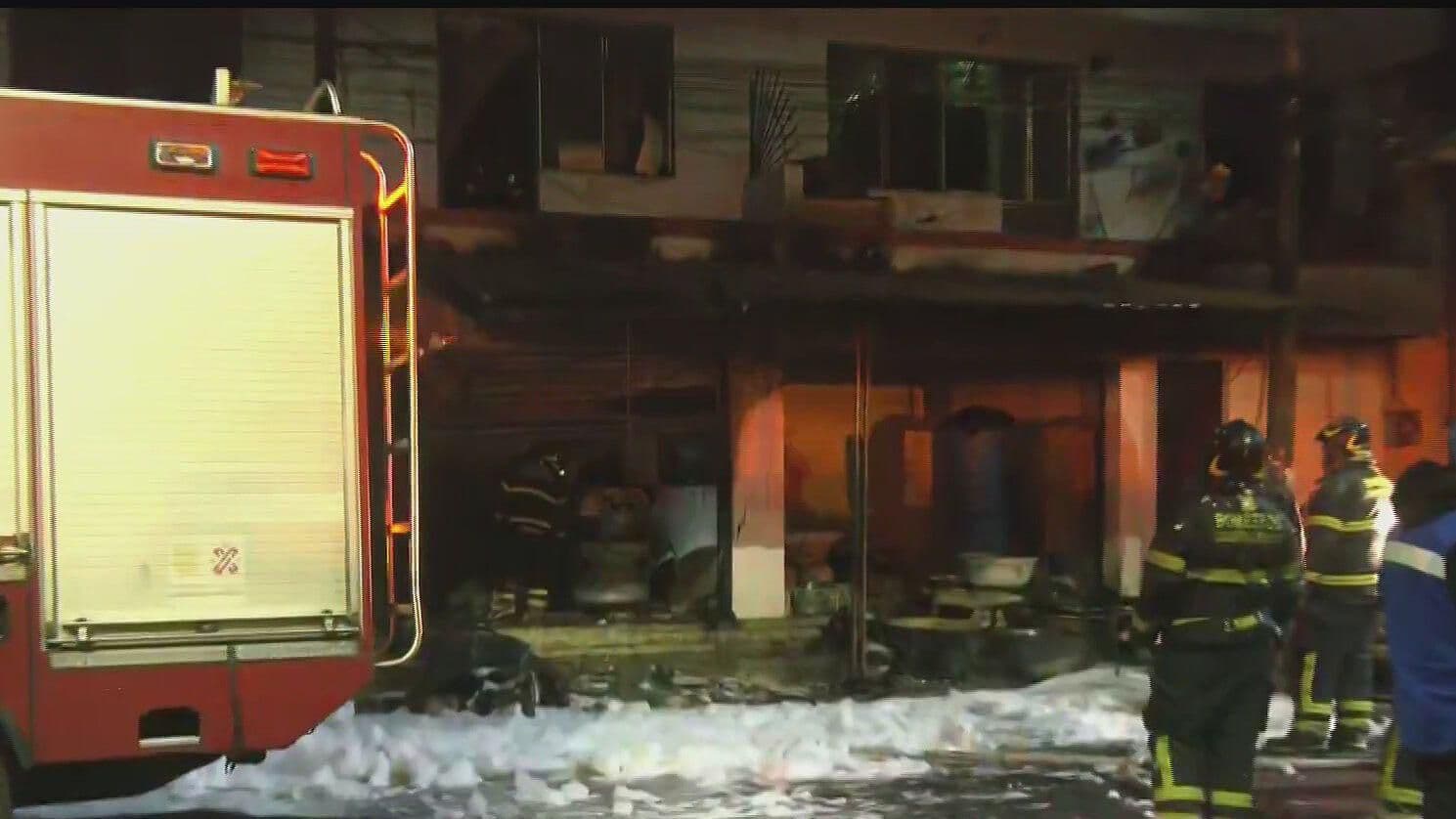 Controlan Incendio en Local de Churros en Iztacalco, CDMX