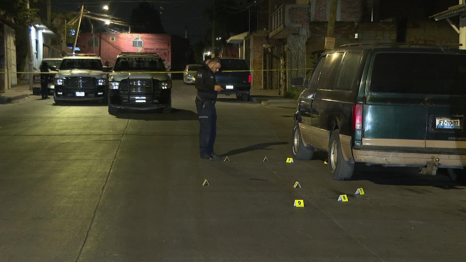 Hombre Le Dispara 10 Veces a su Expareja en Tlaquepaque; Ninguna Bala Impactó a la Mujer