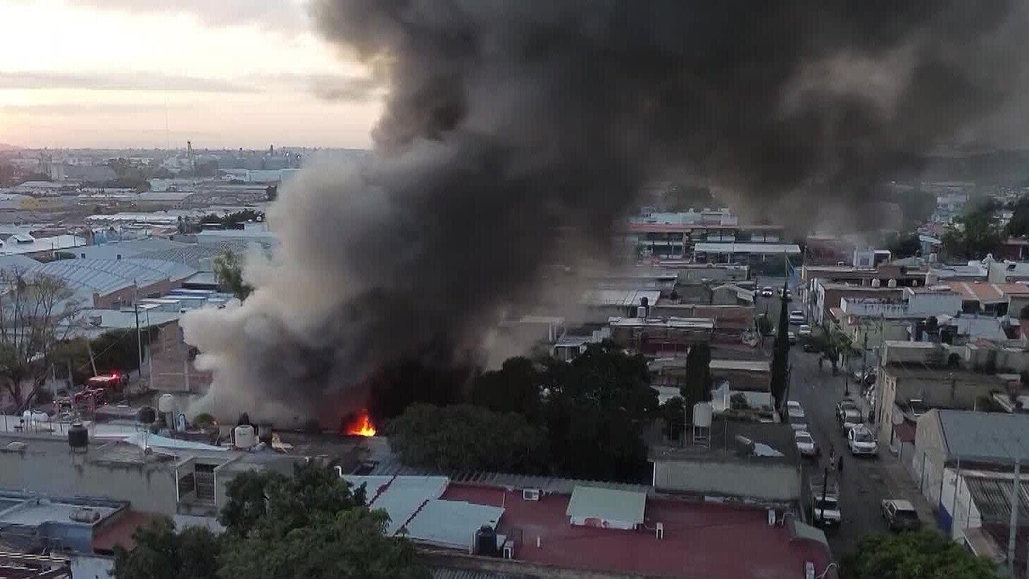 Vinculan a Quemacoches que Operaba en la Colonia Moderna de Guadalajara