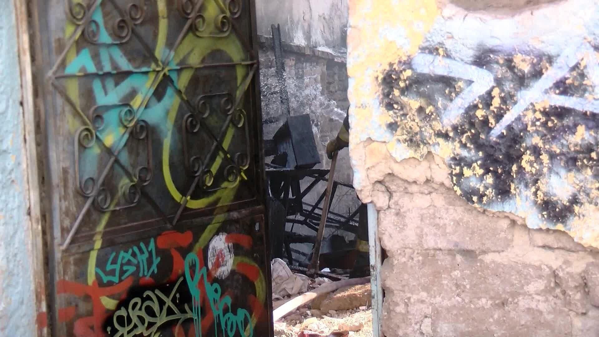 Mujer Logra Salir de Incendio en Casa de Jardines de la Paz, Tlaquepaque