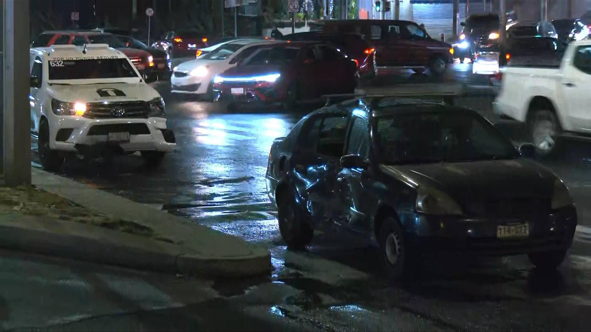Fuerte Choque entre Camioneta de Valores y Auto Particular en la GAM, CDMX