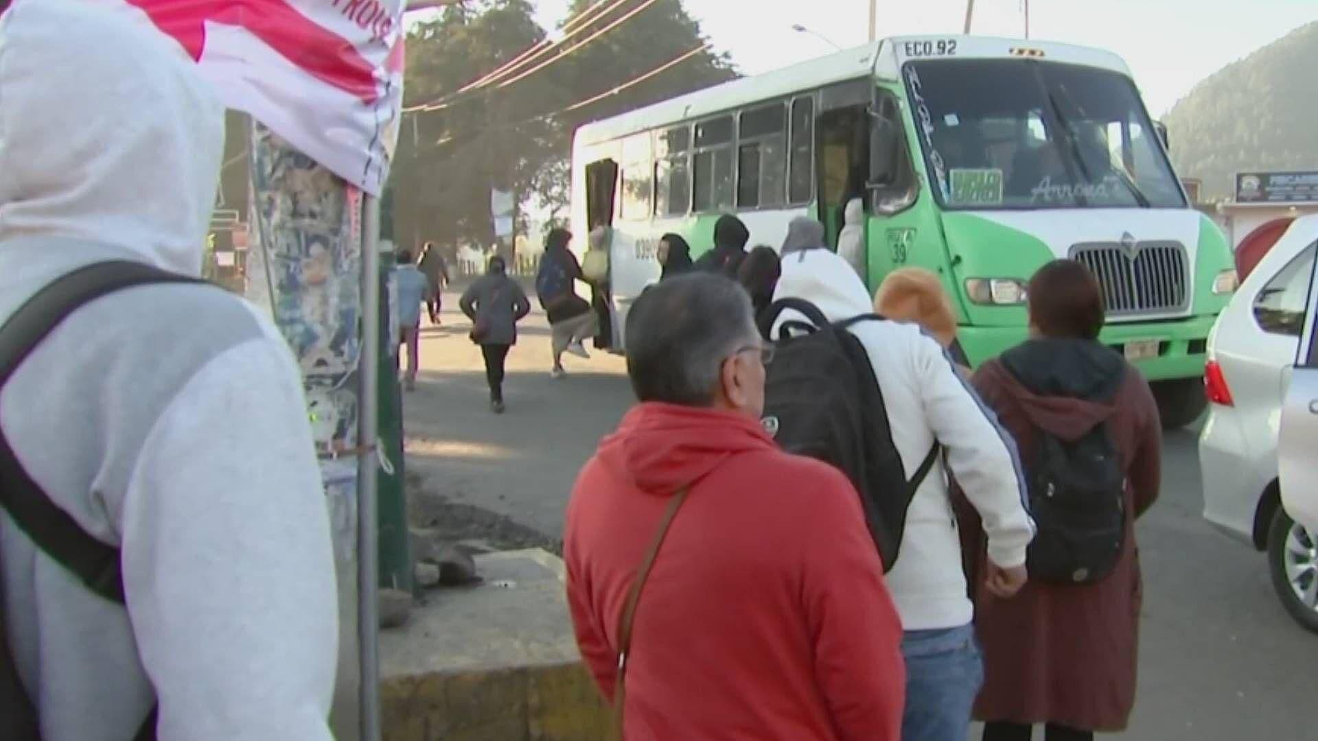 "El Carro Amanece Cubierto de Hielo": Así Viven el Intenso Frío en la Alcaldía Tlalpan, CDMX