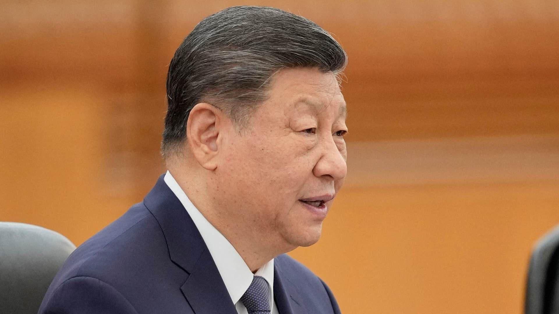 ¿Qué Implicaciones Tienen los Movimientos de Mandos Militares en China?